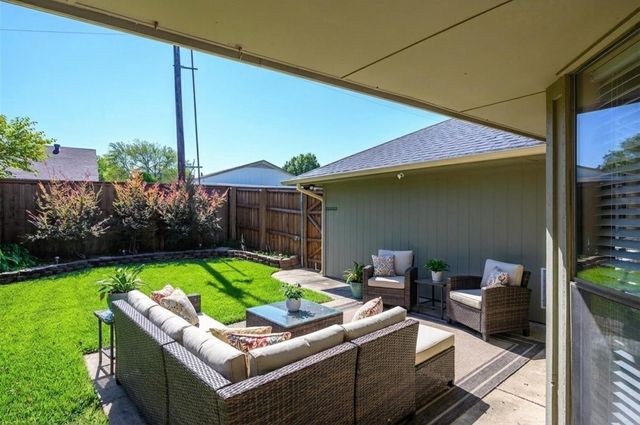 1106 Derby Run, Carrollton, TX 75007