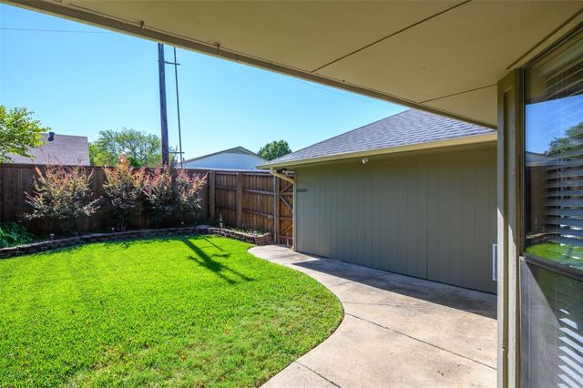 1106 Derby Run, Carrollton, TX 75007