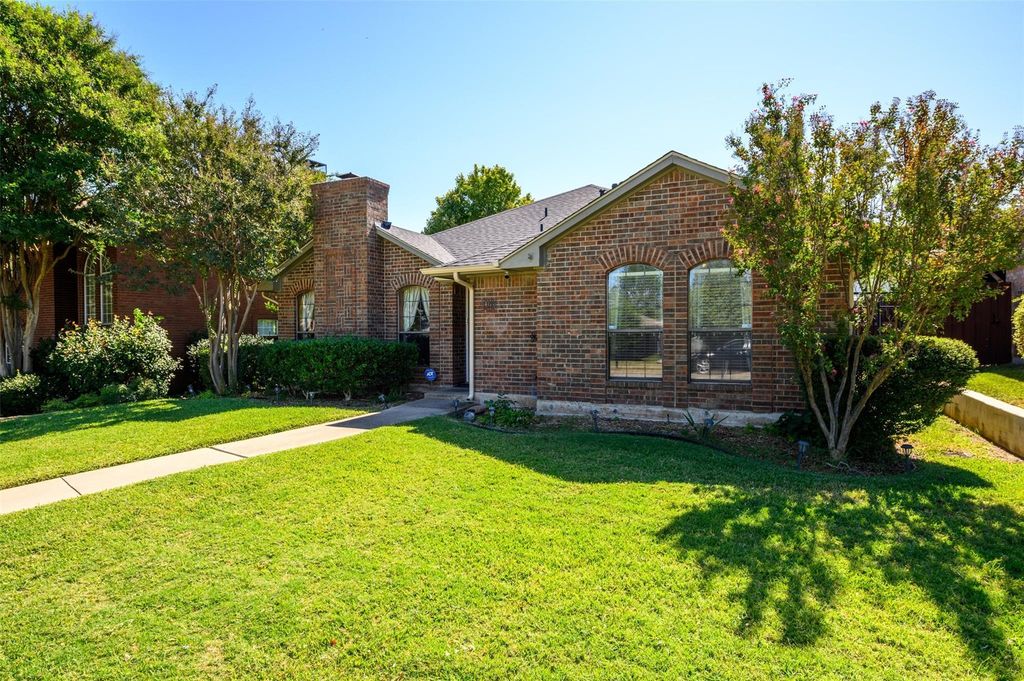 1106 Derby Run, Carrollton, TX 75007
