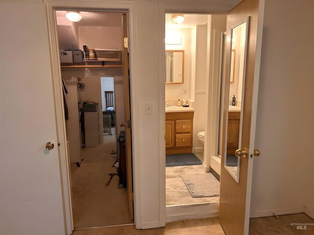 5541 N Samson Ave, Boise, ID 83704