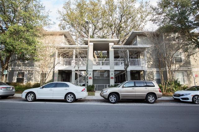 621 SW 10TH STREET 108, Gainesville, FL 32601