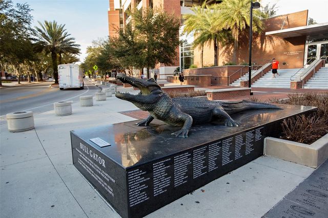 621 SW 10TH STREET 108, Gainesville, FL 32601