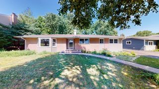 717 S 4th Avenue, Libertyville, IL 60048