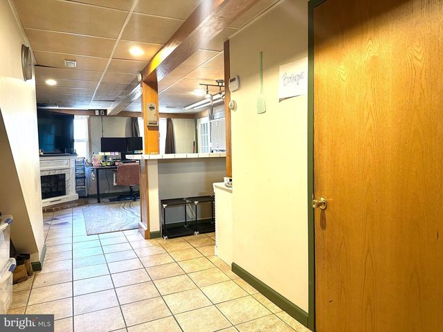 225 CHERRY ST, Saint Clair, PA 17970