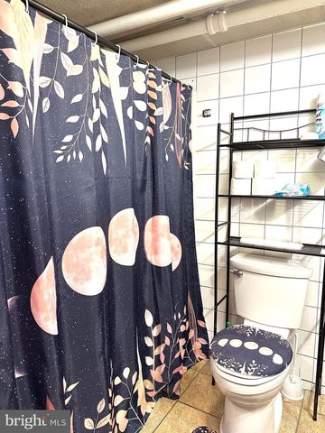 225 CHERRY ST, Saint Clair, PA 17970