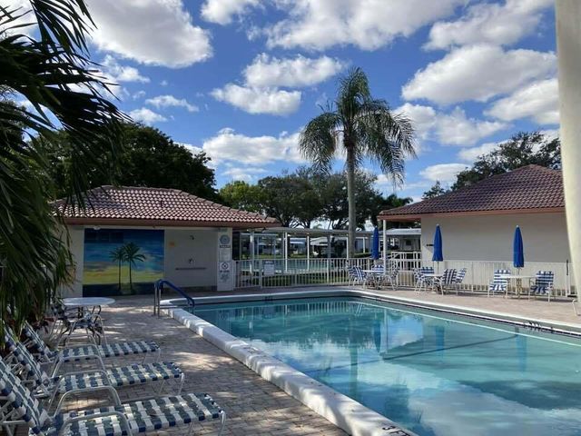 8270 South Street, Boca Raton, FL 33433