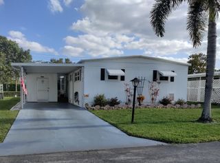 8270 South Street, Boca Raton, FL 33433
