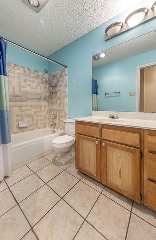 304 N Englewood Avenue, Lubbock, TX 79416