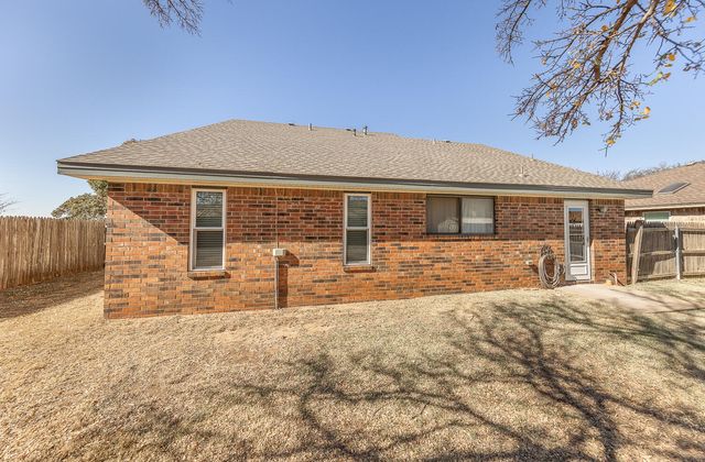 304 N Englewood Avenue, Lubbock, TX 79416