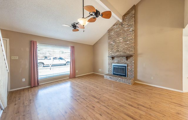 304 N Englewood Avenue, Lubbock, TX 79416