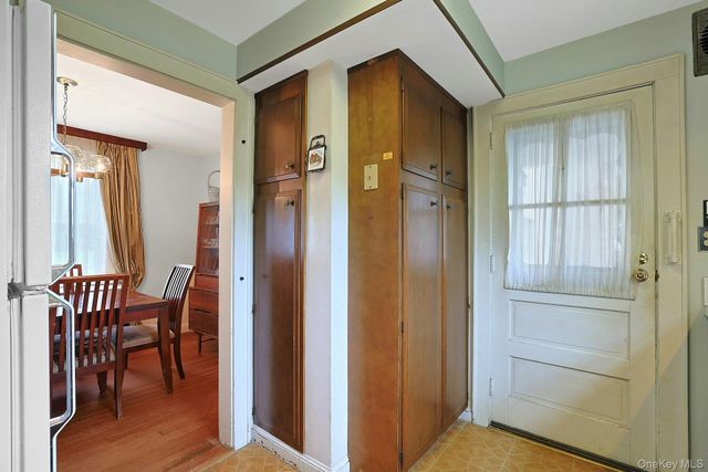 352 Fort Washington Avenue, Hawthorne, NY 10532