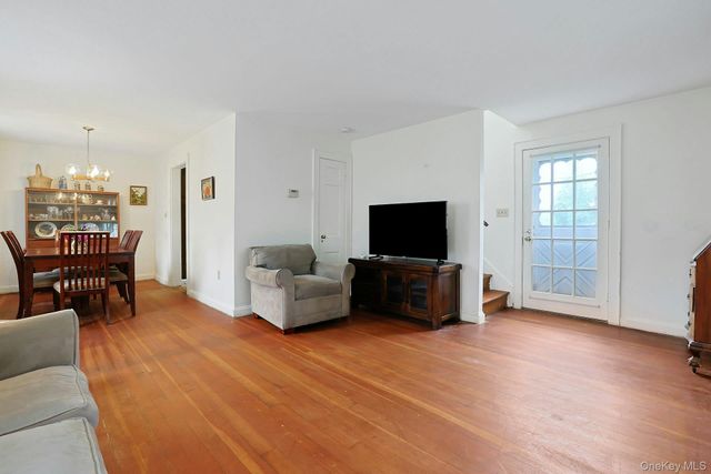 352 Fort Washington Avenue, Hawthorne, NY 10532