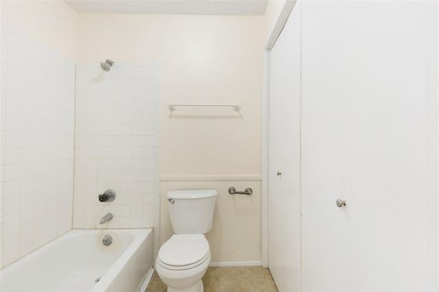 18519 Egret Bay Boulevard 1517, Webster, TX 77058