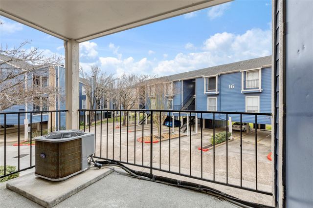 18519 Egret Bay Boulevard 1517, Webster, TX 77058