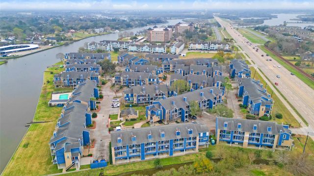 18519 Egret Bay Boulevard 1517, Webster, TX 77058