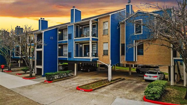 18519 Egret Bay Boulevard 1517, Webster, TX 77058