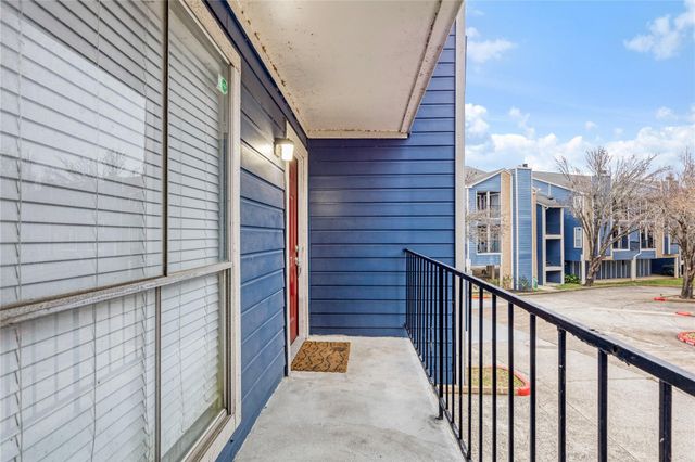 18519 Egret Bay Boulevard 1517, Webster, TX 77058