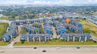 18519 Egret Bay Boulevard 1517, Webster, TX 77058