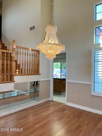 5545 W WETHERSFIELD Drive, Glendale, AZ 85304