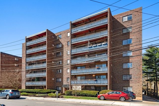 32 Whites Ave E441, Watertown, MA 02472