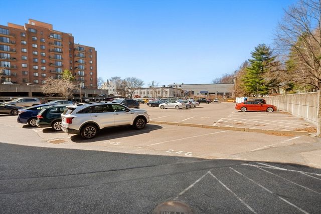 32 Whites Ave E441, Watertown, MA 02472