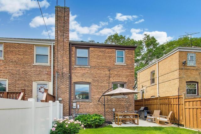 7530 W Devon Avenue, Chicago, IL 60631