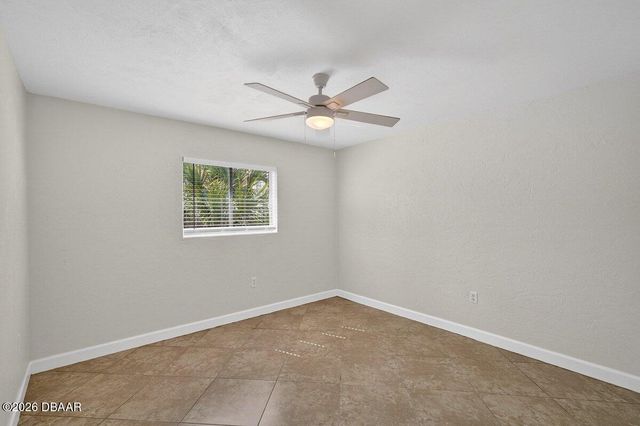 102 S Peninsula Dr Apt 202, Daytona Beach, FL 32118