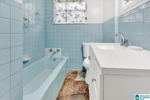 216 5TH PLACE, Birmingham, AL 35214
