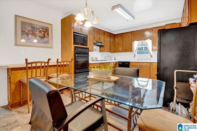 216 5TH PLACE, Birmingham, AL 35214