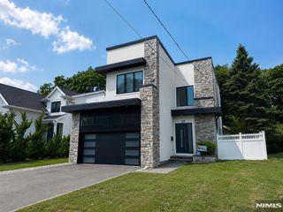 37 George Street, Tenafly, NJ 07670