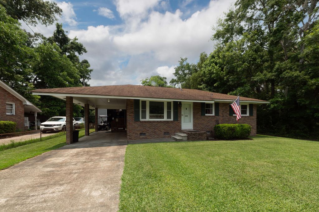 5209 Sterrett Street, North Charleston, SC 29405