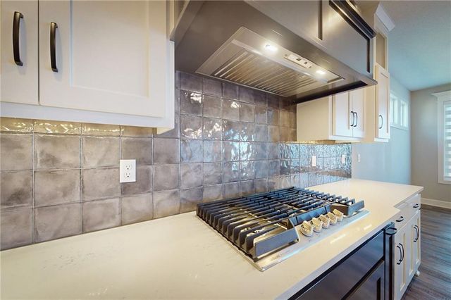 17701 Crystal Street, Overland Park, KS 66013