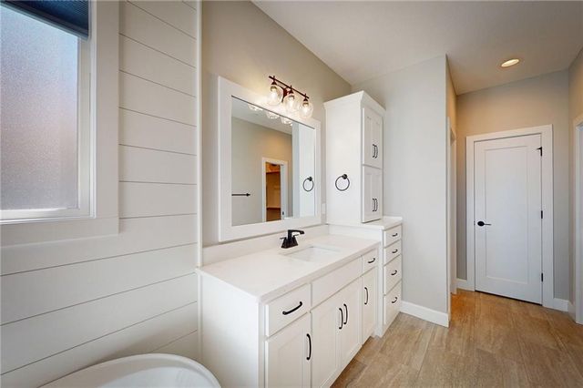 17701 Crystal Street, Overland Park, KS 66013