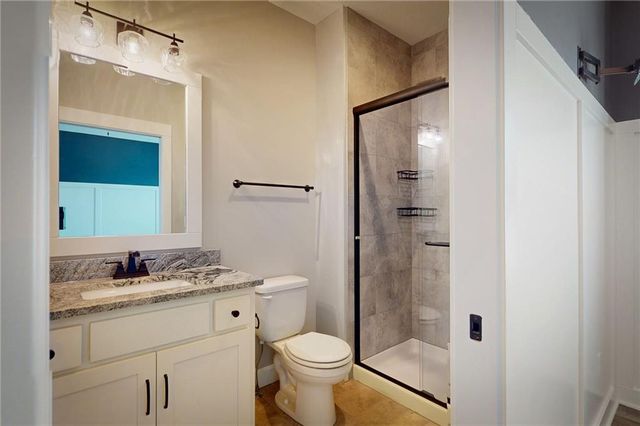 17701 Crystal Street, Overland Park, KS 66013