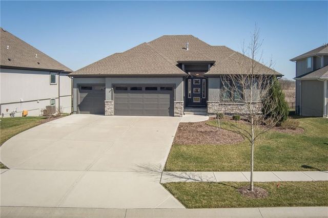 17701 Crystal Street, Overland Park, KS 66013