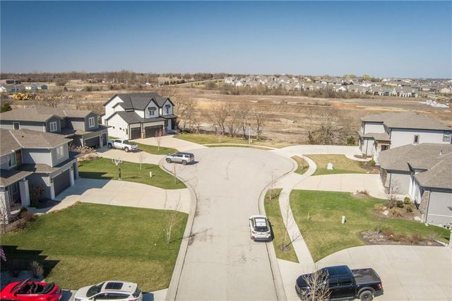 17701 Crystal Street, Overland Park, KS 66013