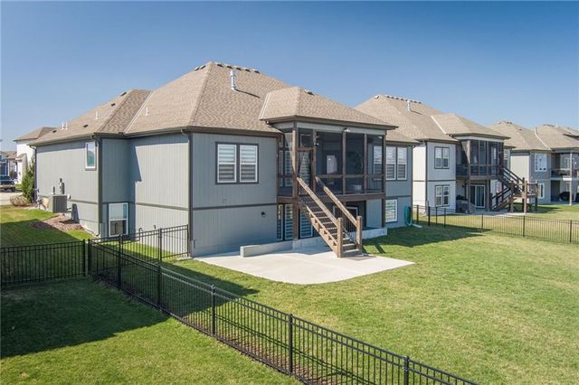 17701 Crystal Street, Overland Park, KS 66013