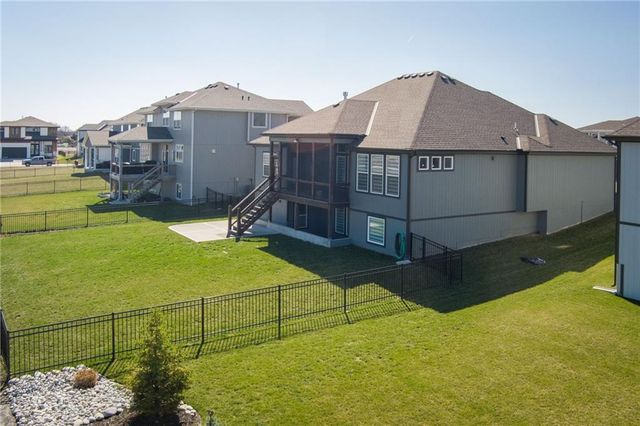 17701 Crystal Street, Overland Park, KS 66013