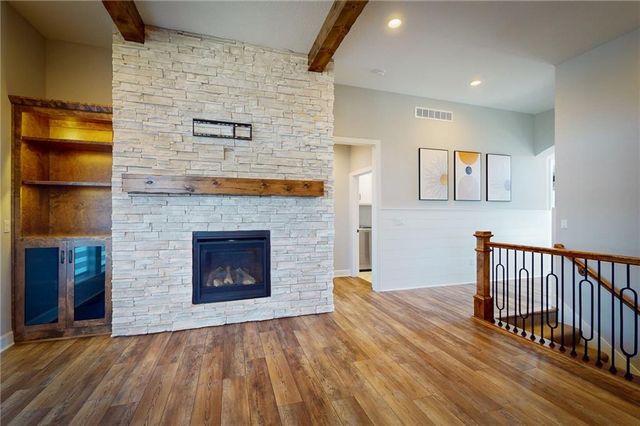 17701 Crystal Street, Overland Park, KS 66013