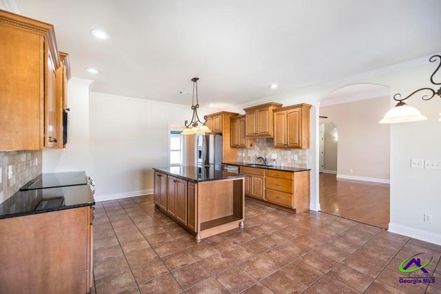 115 Flora Circle, Warner Robins, GA 31088