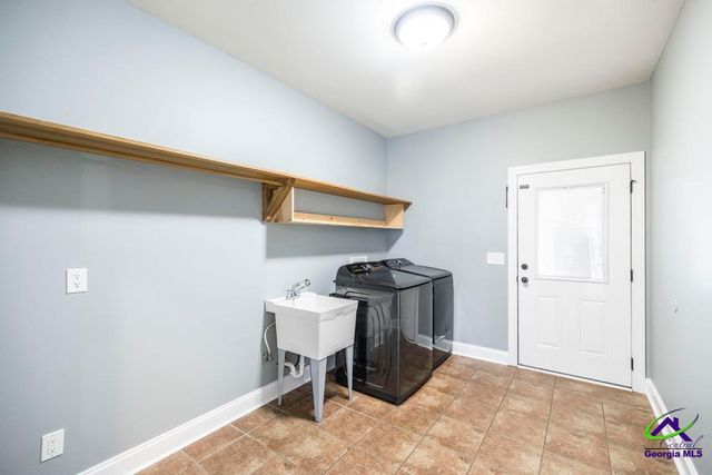 115 Flora Circle, Warner Robins, GA 31088