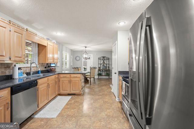 22 Laurel Park Drive, Cleveland, GA 30528