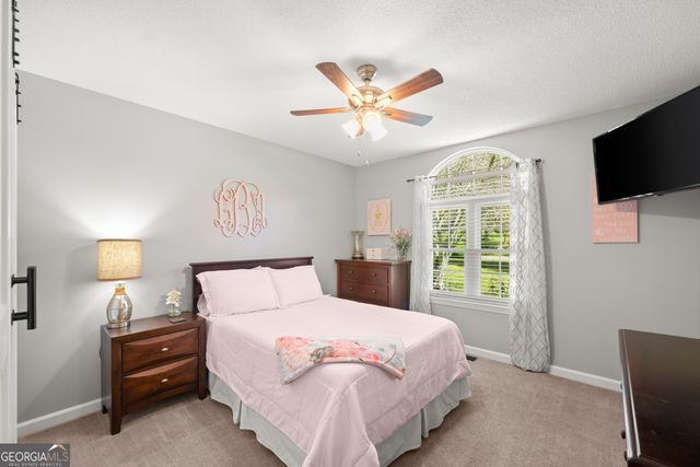 22 Laurel Park Drive, Cleveland, GA 30528