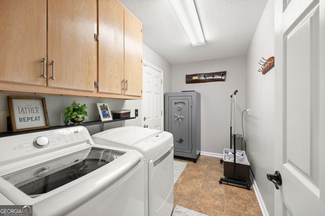 22 Laurel Park Drive, Cleveland, GA 30528