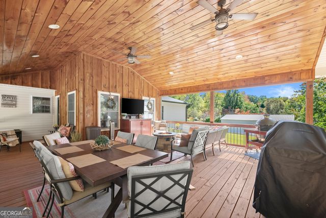 22 Laurel Park Drive, Cleveland, GA 30528
