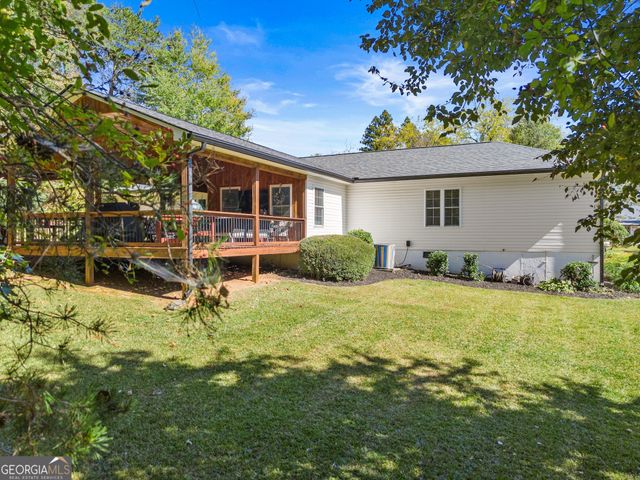 22 Laurel Park Drive, Cleveland, GA 30528