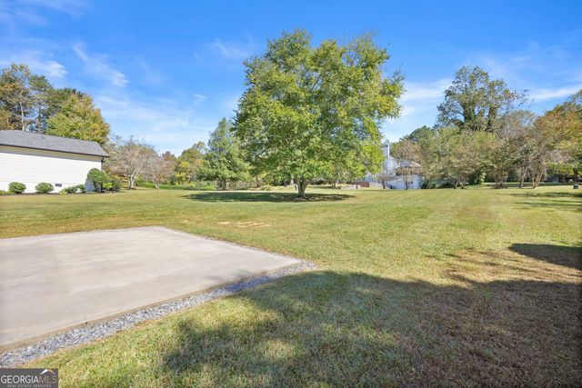 22 Laurel Park Drive, Cleveland, GA 30528