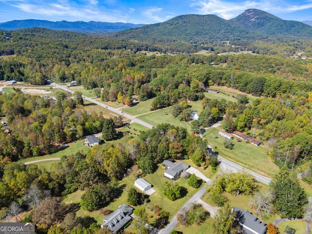 22 Laurel Park Drive, Cleveland, GA 30528