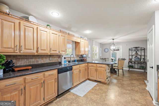 22 Laurel Park Drive, Cleveland, GA 30528