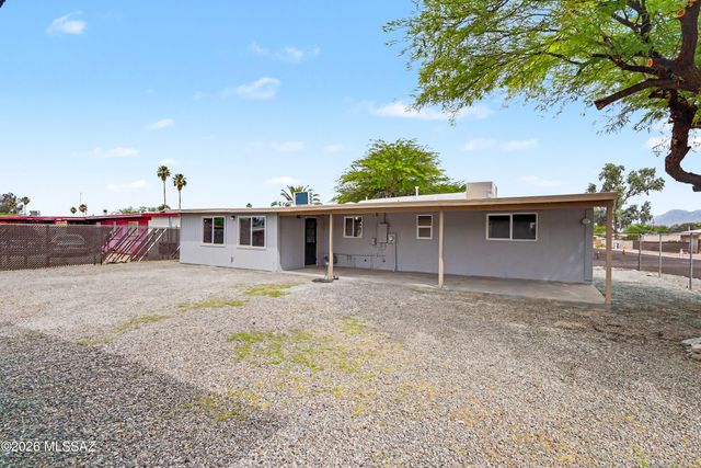 8534 E Ruby Drive, Tucson, AZ 85730